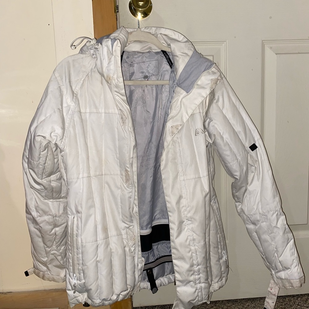 Nice winter jacket - Picture 6 of 6